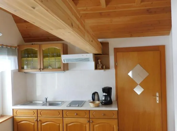 Haus Eugen Apartman *